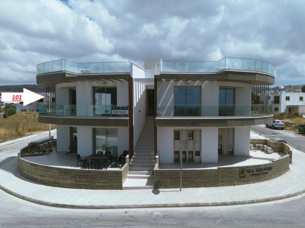 Apollo — Exterior — 2