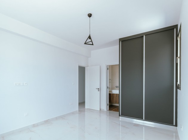 Apollo — Interior — 16