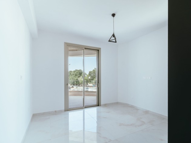 Apollo — Interior — 21