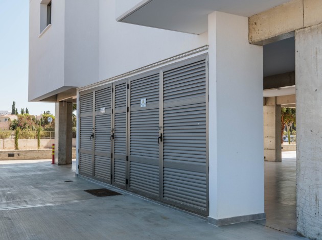 Downtown — Exterior — LMX 37