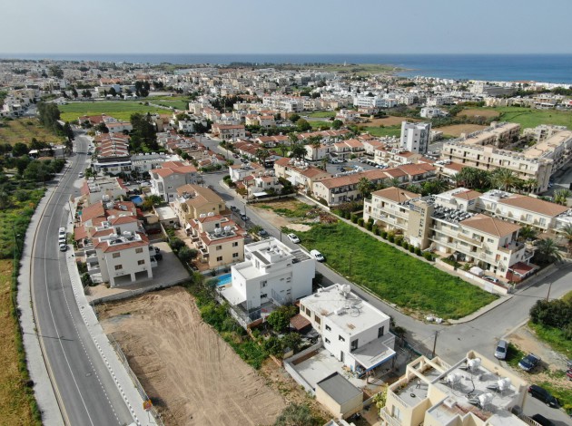 Sea & City — Area — DJI 0008
